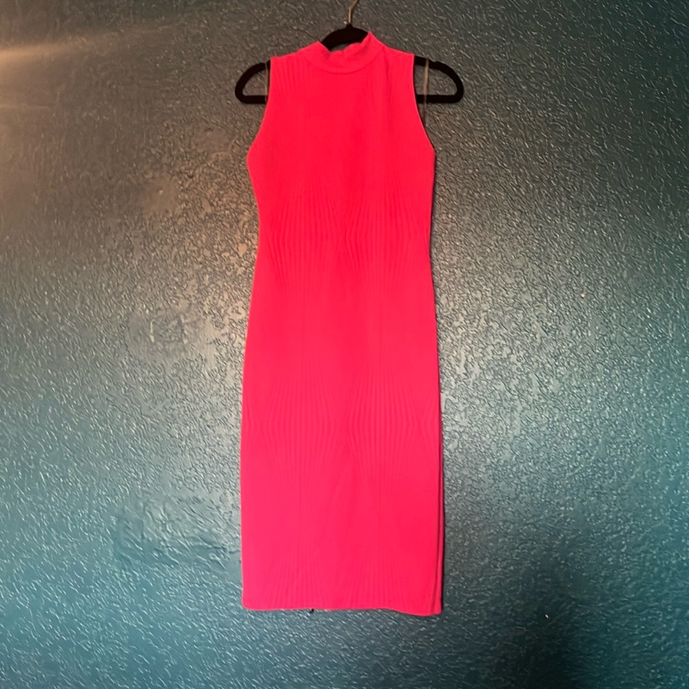 Socialite dress. Hot pink, geometric pattern, back detail